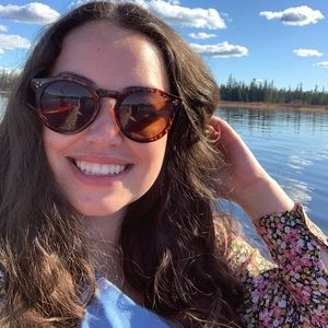 Meet your Posher, Vanessa